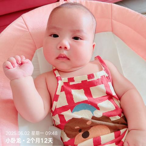 两个小孩的快乐