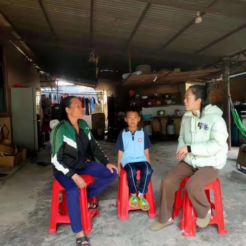 家访暖人心，沟通促成长——雅安小学教师寒假家访系列活动