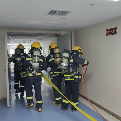 王益大队深入辖区重点单位开展六熟悉、演练