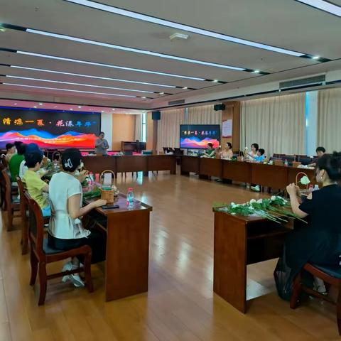 中国建设银行鹰潭市分行营业部《清凉一夏，花漾年华》