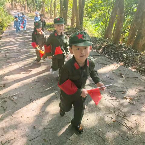 【堡垒领航·扣好人生第一粒扣子】“盛世华诞 情满中秋”福州市长乐区玉田中心幼儿园大溪校区