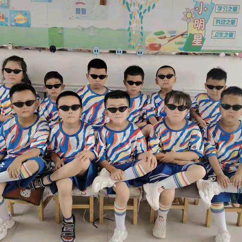 东宝幼儿园6月份园本主题活动《我们毕业了》