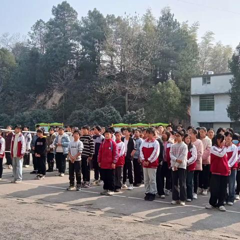 趣味游园会，欢喜迎新年——开云镇沙泉中学元旦趣味游园会