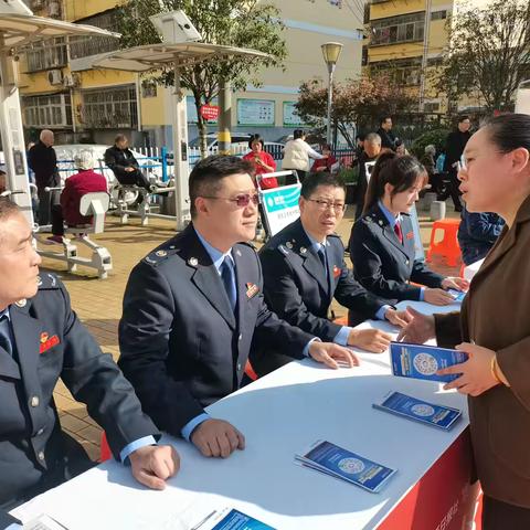 税宣暖民心 医保护安康——汉滨区税务局开展医保缴费宣传工作 ‍