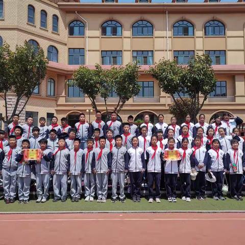 最美的班级 最好的自己——军民小学2018级4班