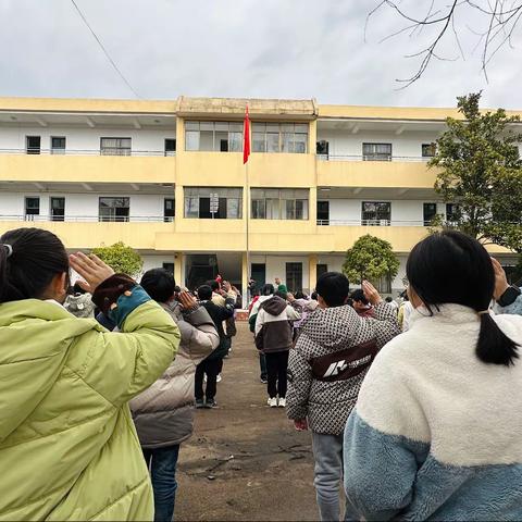 龙腾盛启，三联小学春季开学典礼展新篇