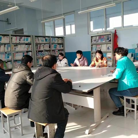 以练筑防 防患未然 ——崔大小学防踩踏、消防安全演练
