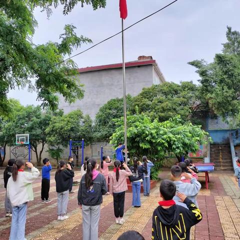 薛庄小学“红领巾”系列活动