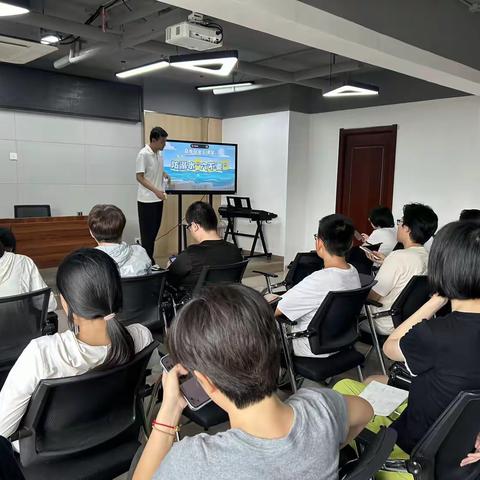 段店北路街道财富壹号花园社区开展“筑牢防溺安全防线  守护未成年人平安暑假”防溺水宣传活动