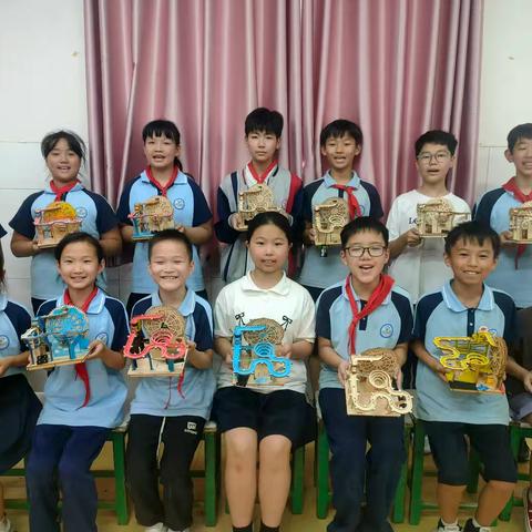 巧手探科学 童心筑奇梦 科学小制作社团