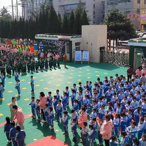 万物清明•安全入心——上党区韩店幼儿园“清明节”暨第30个安全教育日主题升旗仪式