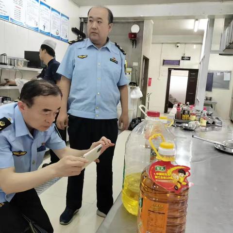 垛庄市场监管所联合局餐饮科开展偏远山区及景区餐饮安全执法检查