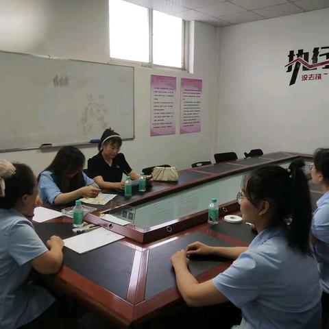 火磨街道邯山南社区成立“妇女微家”学习培训小组