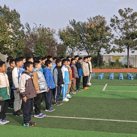 “综合实践拓眼界，寓教于乐促成长”——许昌市毓秀路小学六（7）班综合实践活动