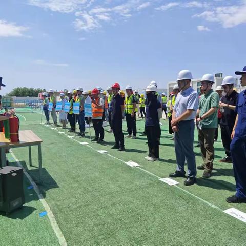 安全生产月—底张消防所消防安全培训演练进工地  筑牢工地“防火墙”