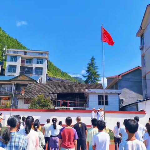 携手共进，圆满收官——溆浦县小横垅乡中学2025年春季第十九周、二十周工作小结