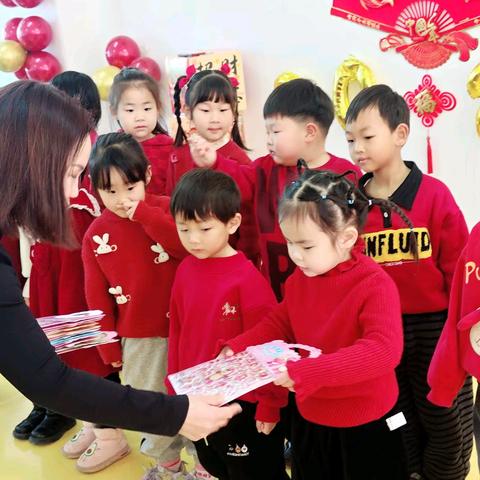 稚手传非遗·家园共传承——大官厅幼儿园2025年元旦亲子手作展暨“青禾小传人”颁奖纪实