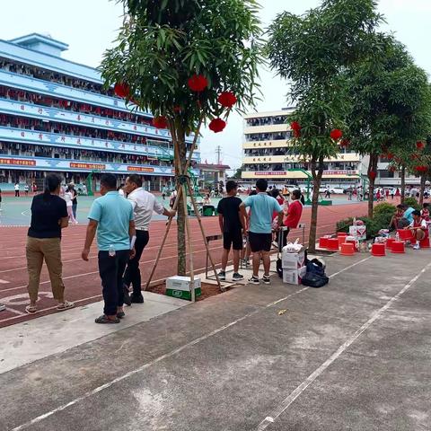 【红领浔州 铸魂育人】运动逐梦 喜迎国庆——记社步镇小学生运动会