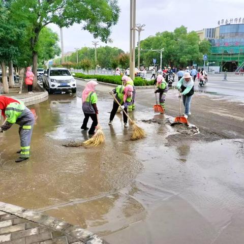 暴雨过后，环卫清淤在行动——金川环卫开展雨后洁城专项行动