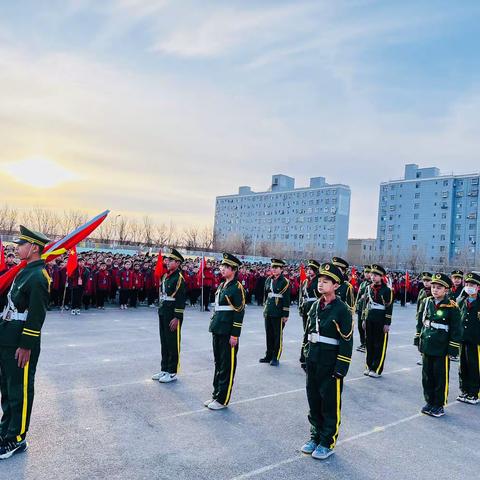 龙行龘龘启新程   扬帆追“锋”向未来 ——托克逊县第一小学雷锋月活动