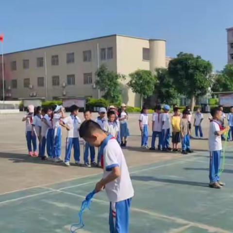 ——鳌江镇中心小学庆“六一”儿童节活动集锦