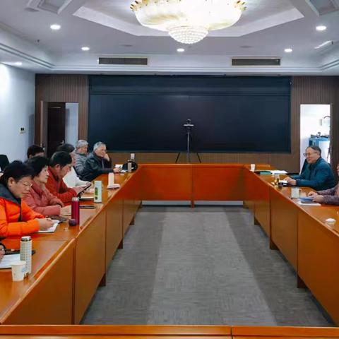 学习要点明责任，凝心聚力启新程——秦淮法院关工委召开全体人员工作会议 学习讨论市政法系统关工委工作要点并部署年度工作