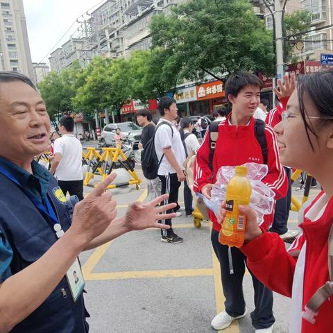 喜迎七一忆峥嵘 学史互动守初心——雄州关工站进校园开展党史学习教育