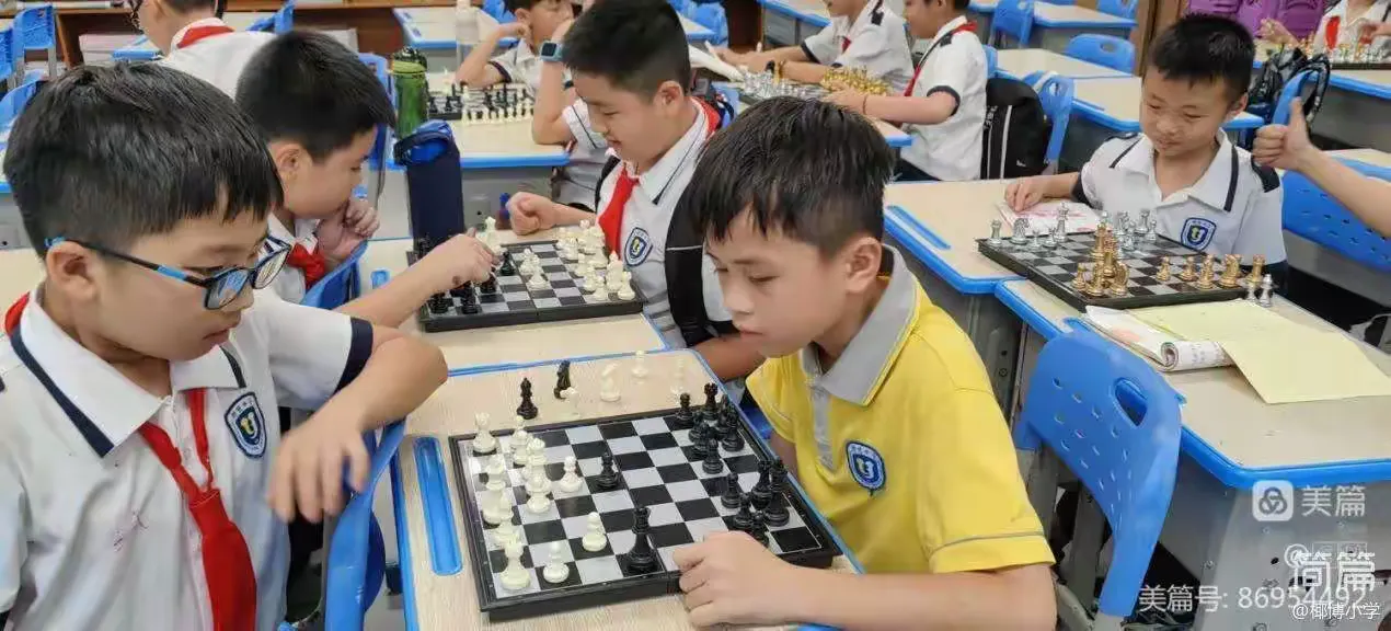 简篇-缤纷课程添活力 花样童年绽光彩——海口市琼山区椰博小学2024年春季“课程超市”开启啦