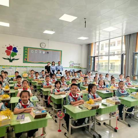 少年！扬帆起航！