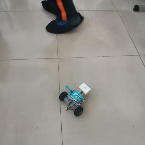 唐山市第二十中学信息科技社团活动12月回顾