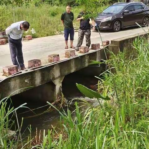 县交通运输局台风“泰利”期间开展农村公路巡查及安全管控工作