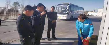 【哈密销售公司】伊州区应急管理局党支部与伊州销售片区党支部开展联合主题党日活动