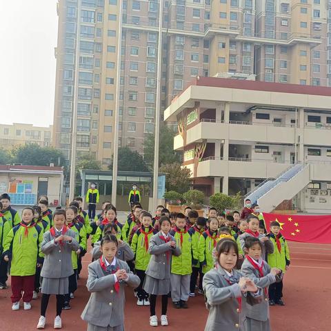 【绿小·班级风采】节约粮食，不负“食”光——绿地小学四年级7班风采展示