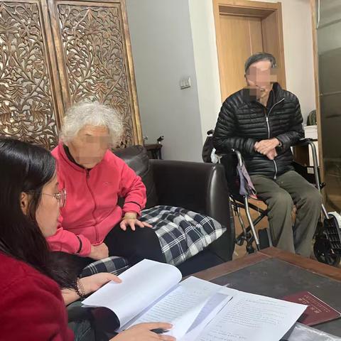 高效上门公证 助老暖心服务