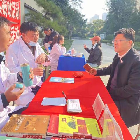 郑州美信中医院第八代传人王进甫热衷公益事业