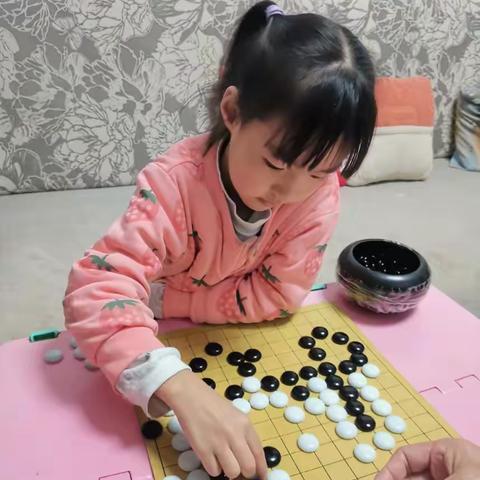 百仁幼儿园----围棋优秀小明星