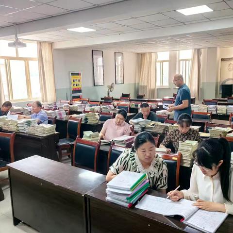 坚守常规 行耕不辍——金塔县北苑小学期末作业检查活动纪实（副本）