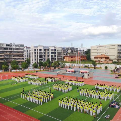 鲜衣怒马少年时，不负韶华行且知 ——赣州市阳明小学国防教育活动纪实