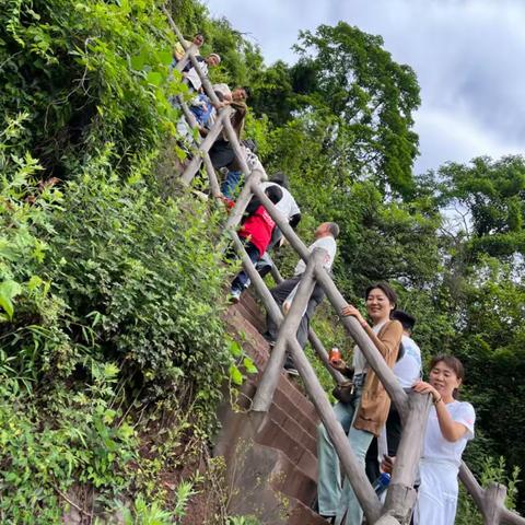 亲近自然  感受文化