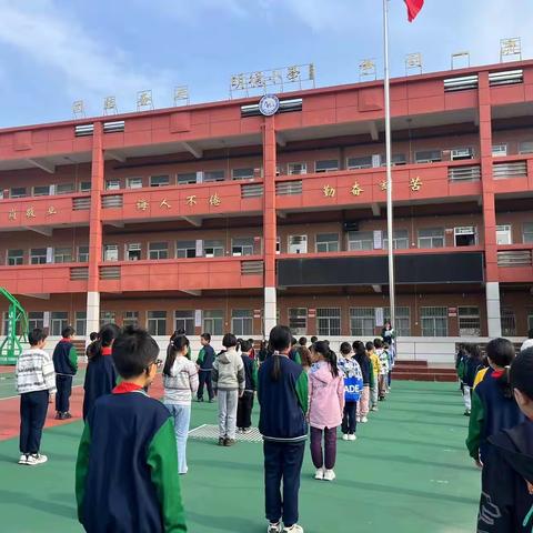 精彩读书月  书香沁心脾——白杨小学读书月活动