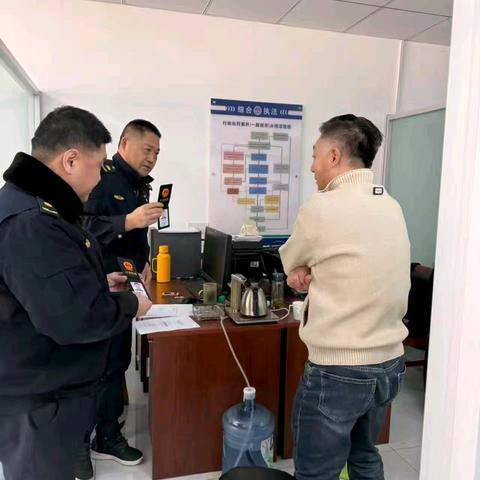 拆违治乱提质 中大中队在行动