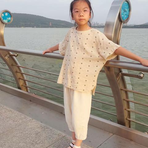 庄婧沂成长手册（四上）