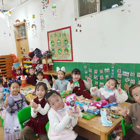 “童心共筑 童趣飞扬”