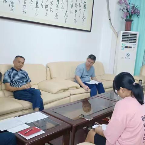 农垦城公司党支部 召开第八次党员学习会议