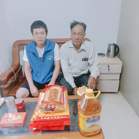 端午情暖人心 走访慰问传关怀