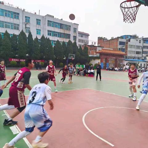 屏山中学开展2024年校园篮球赛