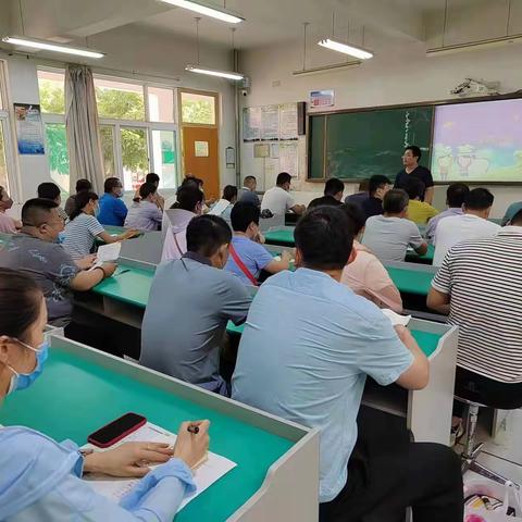 心相连，手相牵——2021级1班期末家长会纪实