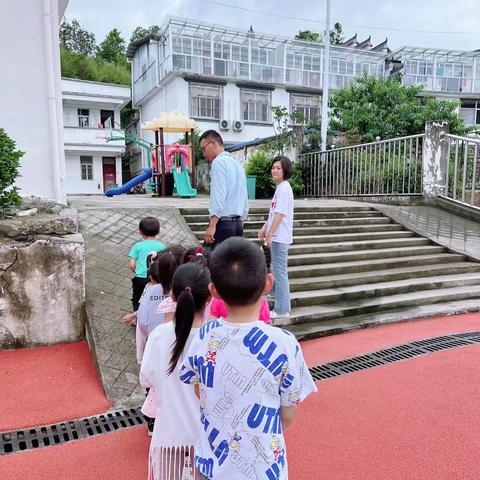 【启航，前方是小学】——匡畈幼儿园大班走进匡畈教学点幼小衔接活动