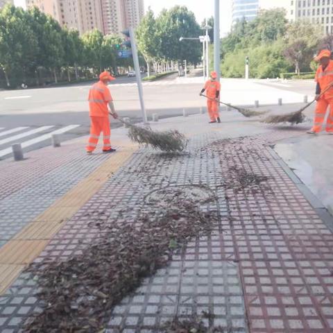 【航天基地城市管理和综合执法局】道路精细化工作 营造整洁市容