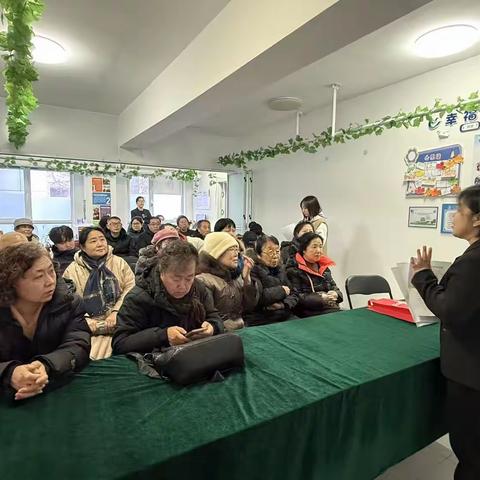 政策在身边 就业创未来——启工街道工博社区开展就业创业政策宣讲活动